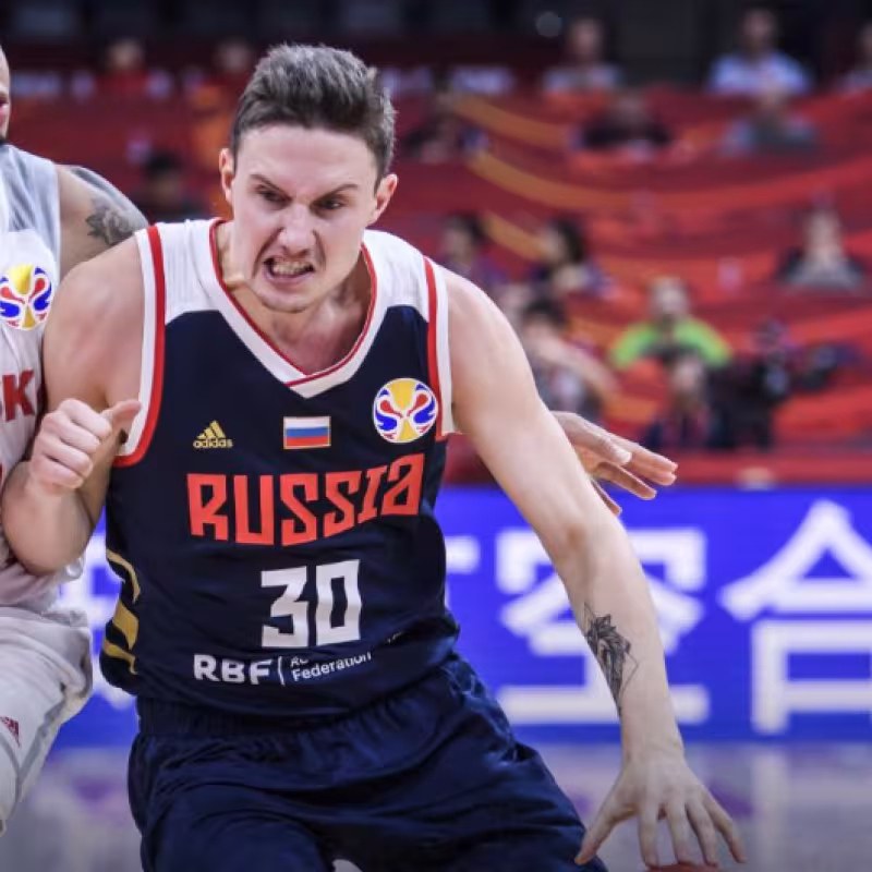 Polonia gana a Rusia y roza los cuartos del Mundial 