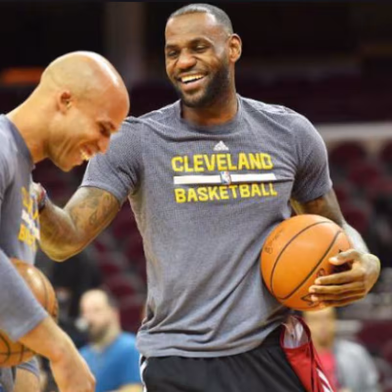 Richard Jefferson responde a las críticas por dar ‘Me gusta’ a la mujer de LeBron James