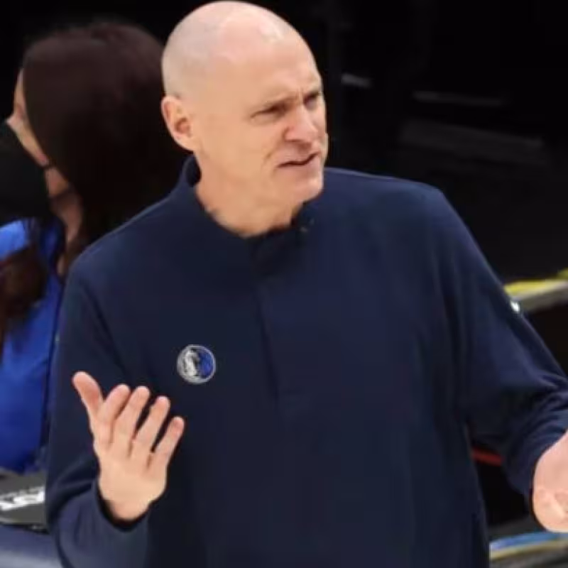 Rick Carlisle, opción seria para el banquillo de Milwaukee Bucks