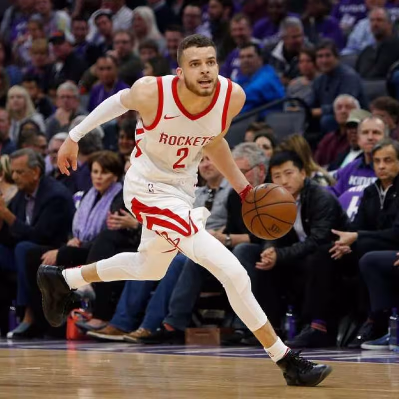 Los Rockets le dan la baja a RJ Hunter