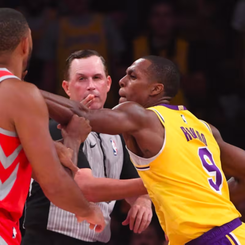 Ingram inicia el conflicto y Chris Paul y Rondo se pegan en el Staples