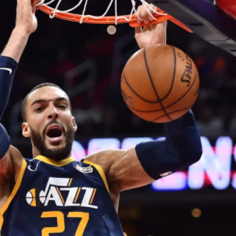 ¿Realmente merece Rudy Gobert liderar la carrera por el Jugador Defensivo del Año? "Foto: The Undefeated"