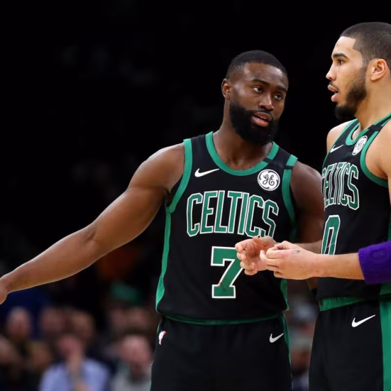 Jaylen Brown y Jayson Tatum, rumores NBA. Foto: gettyimages
