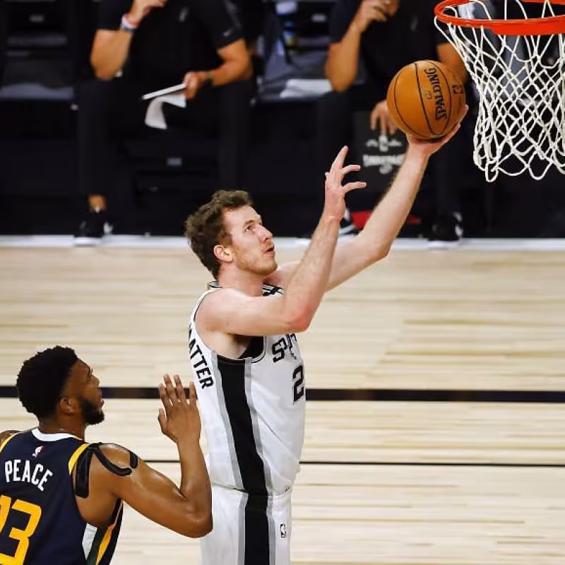 La racha negativa de San Antonio Spurs que abre la batalla por el play-in