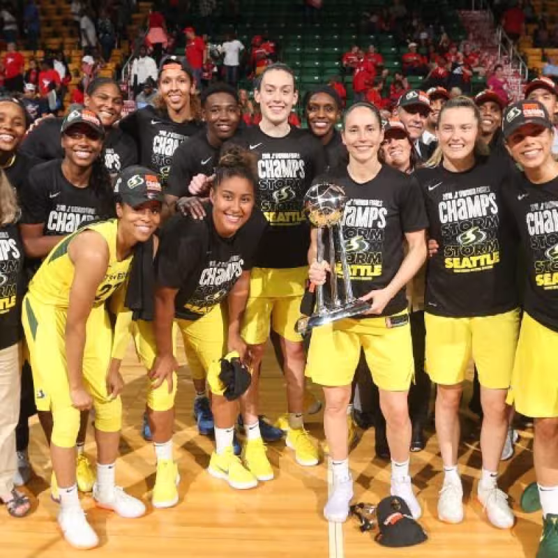 Seattle Storm, ganadora del campeonato de la WNBA 2018. Foto: @seattlestorm