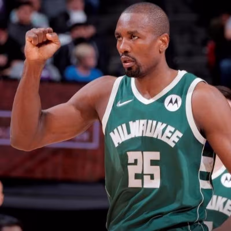 Serge Ibaka, jugador de Milwaukee Bucks.