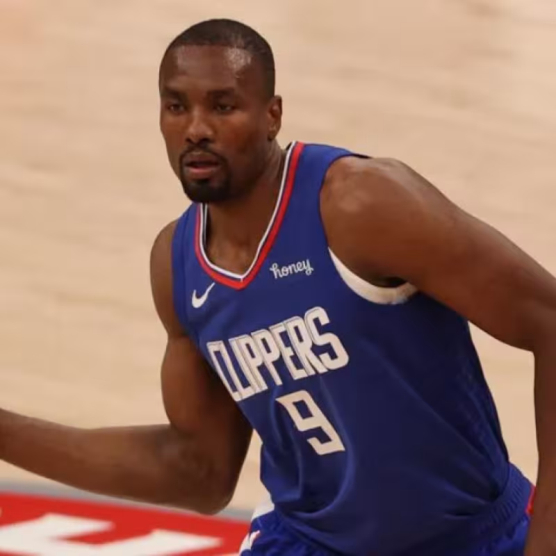Mercado NBA: Serge Ibaka se marcha a Milwaukee Bucks en un traspaso a cuatro bandas