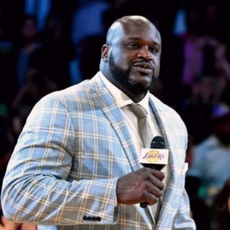 Shaquille O'Neal, leyenda de Los Angeles Lakers.