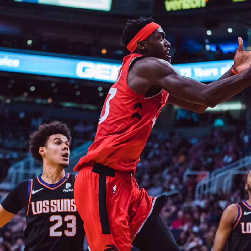 Siakam y Lowry lideran el triunfo de los Raptors ante unos Suns de un buen Ricky Rubio