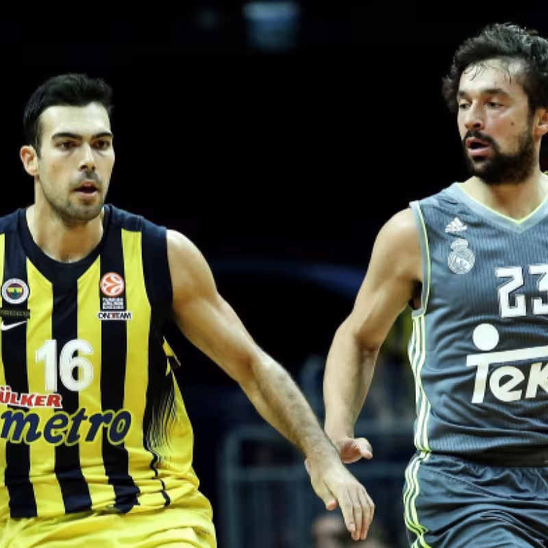 Sloukas y Sergio Llull, en un Fenerbahce-Real Madrid.