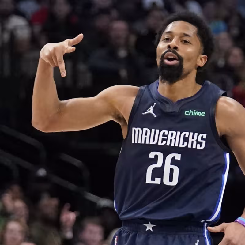 Spencer Dinwiddie, jugador de Dallas Mavericks.