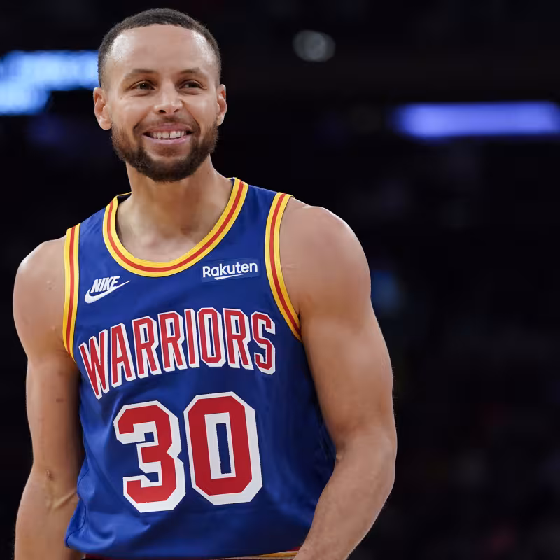 Los 15 jugadores que más pasta van a ganar en la temporada 2022/23 en la NBA