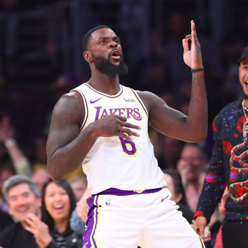 Los Lakers no fallan ante los Suns y siguen esperando a LeBron James