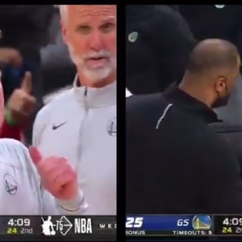 Steve Kerr se volvió loco contra Marcus Smart. 