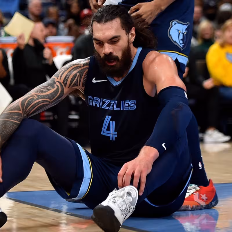 Memphis Grizzlies recupera a Steven Adams en el momento clave de la eliminatoria contra los Warriors