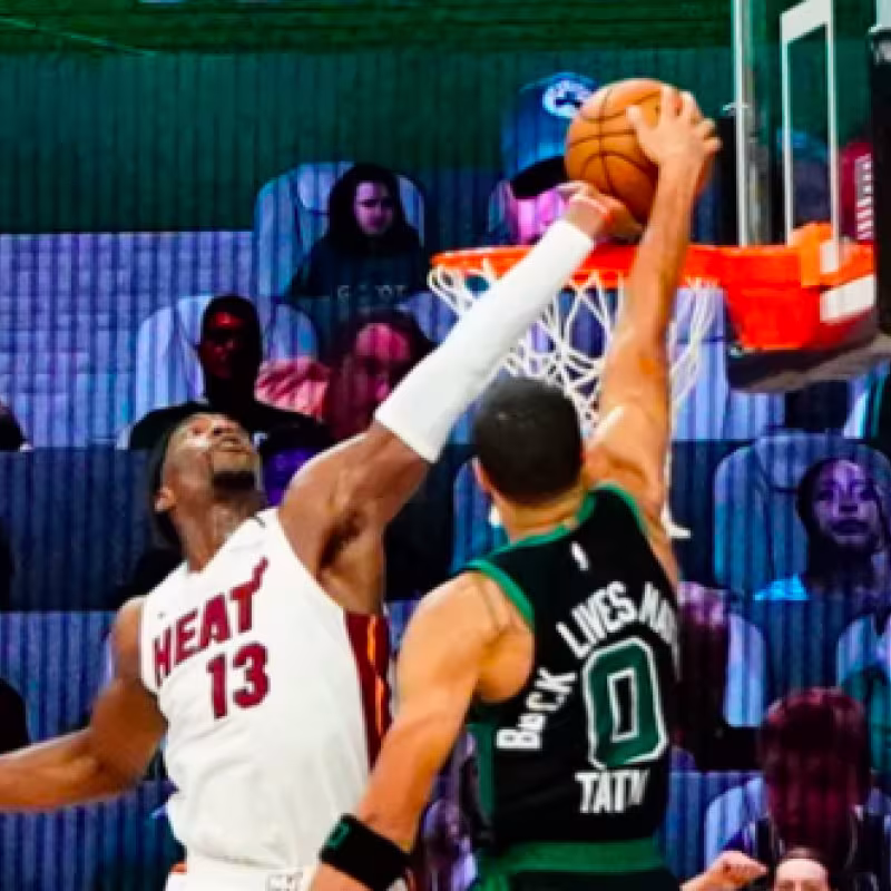 El taponazo al final de la prórroga de Adebayo sobre Tatum que decidió el Heat-Celtics 