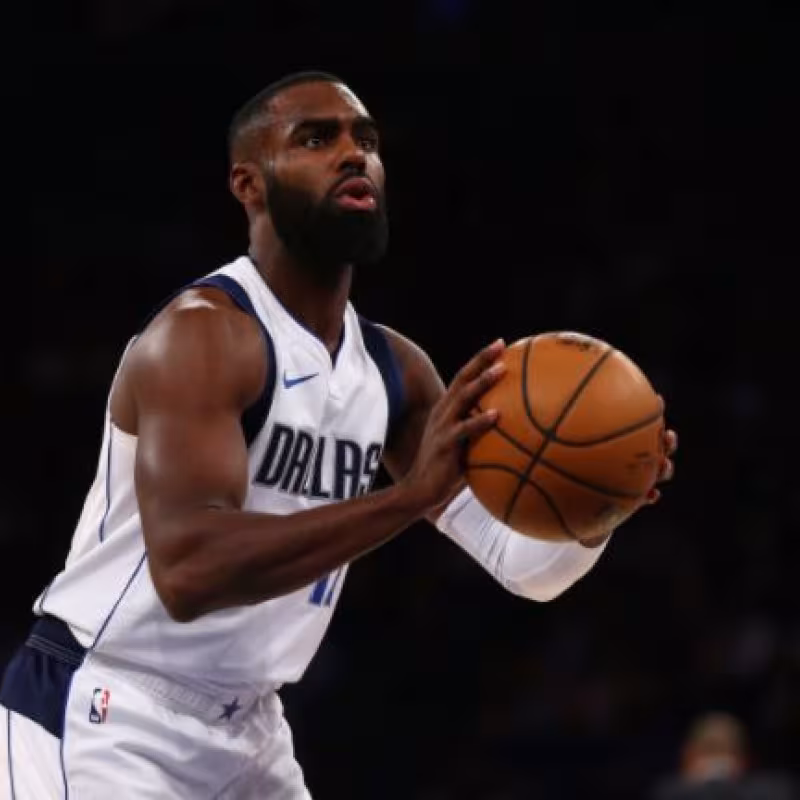 Tim Hardaway Jr. lanza a canasta con Dallas Mavericks "Foto: Smoking Cuban"