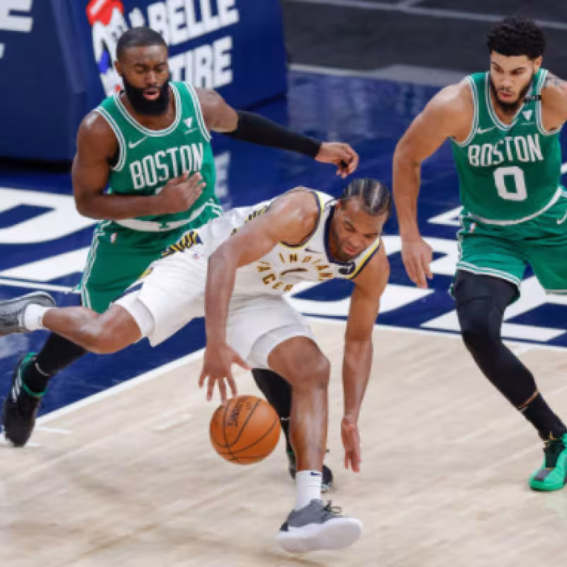 T.J. Warren y Kris Dunn, bajas de larga duración en la NBA