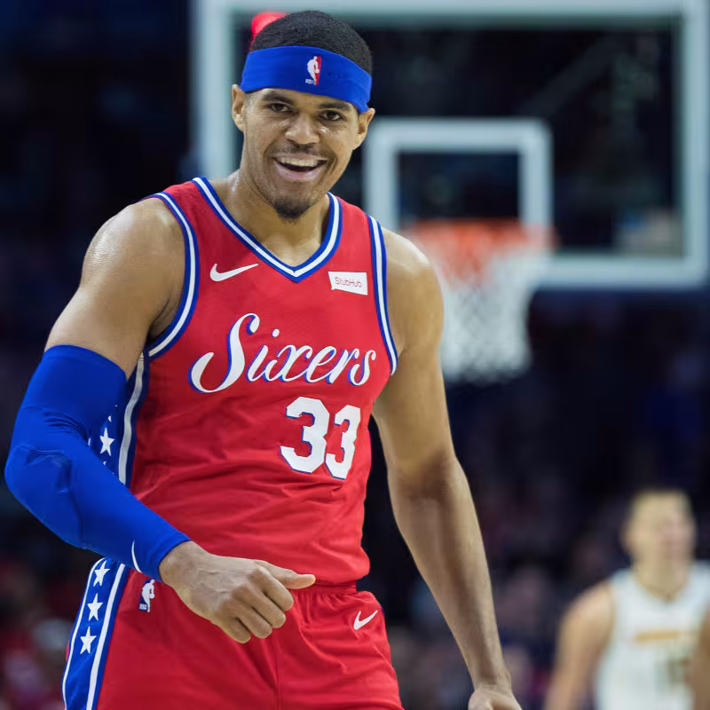 Un gran primer tiempo basta a los Sixers para hacerse con la victoria