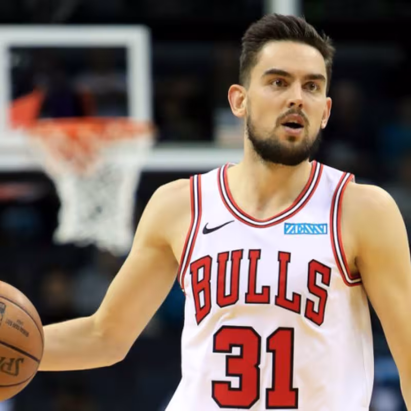 Tomas Satoransky espera que los Bulls “puedan jugar por algo”