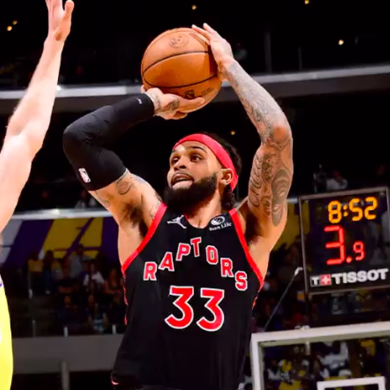 Los Angeles Lakers vuelven a perder en el Crypto: desastre ante los Raptors