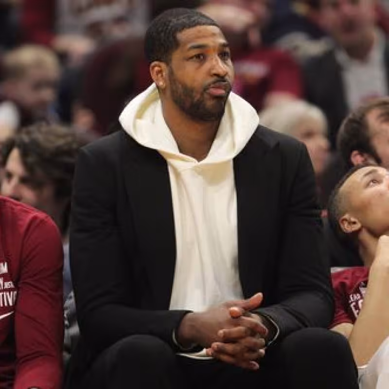 Houston se queda sin tiempo para llevarse a Tristan Thompson
