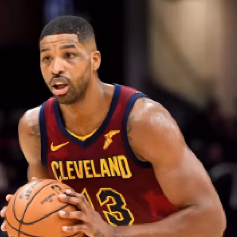 Rumores NBA: Los Lakers y los Raptors están interesados en Tristan Thompson
