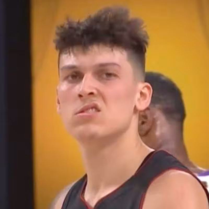 Tyler Herro explica su gesto desafiante que se ha hecho viral