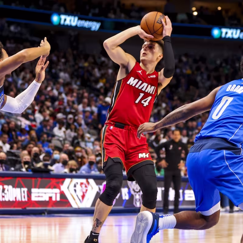 Tyler Herro recupera su mejor versión y apunta a Mejor Sexto Hombre
