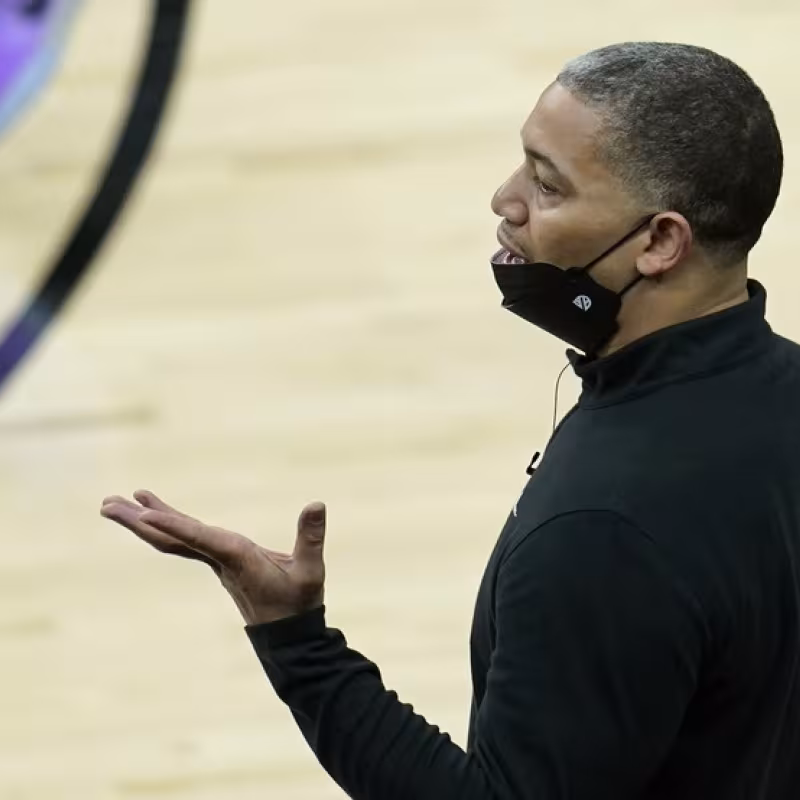 Tyronn Lue se deshace en elogios hacia Phoenix Suns tras la eliminación de sus Clippers