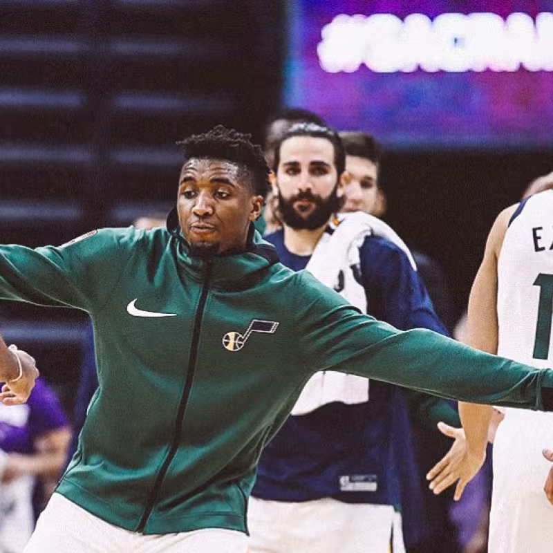 Pobre partido de Ricky Rubio en el estreno con triunfo de los Jazz en Sacramento