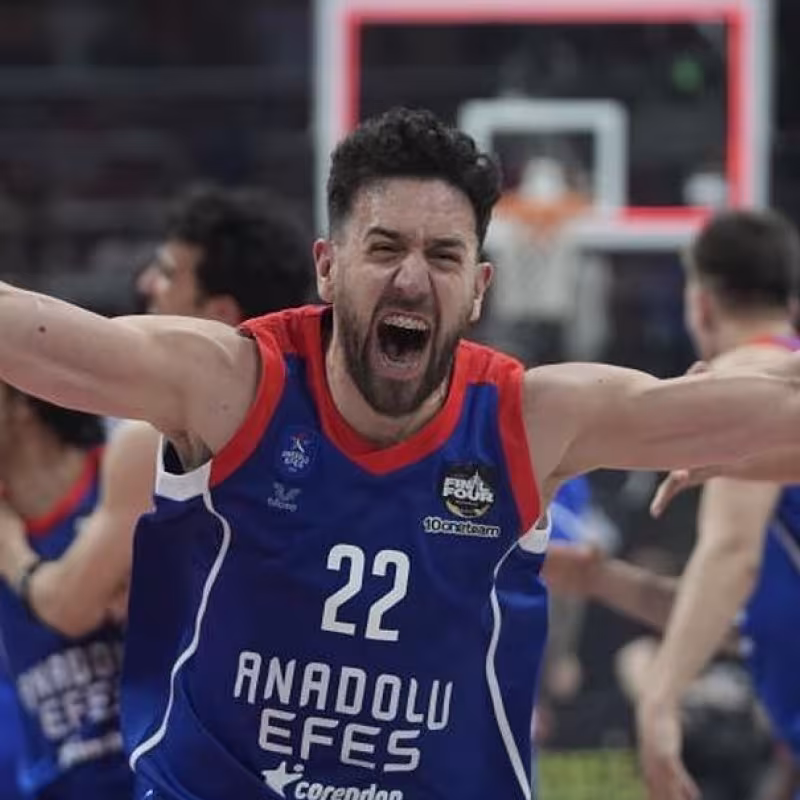 El MVP de la Euroliga, Vasilije Micic, despierta el interés de varios equipos de la NBA
