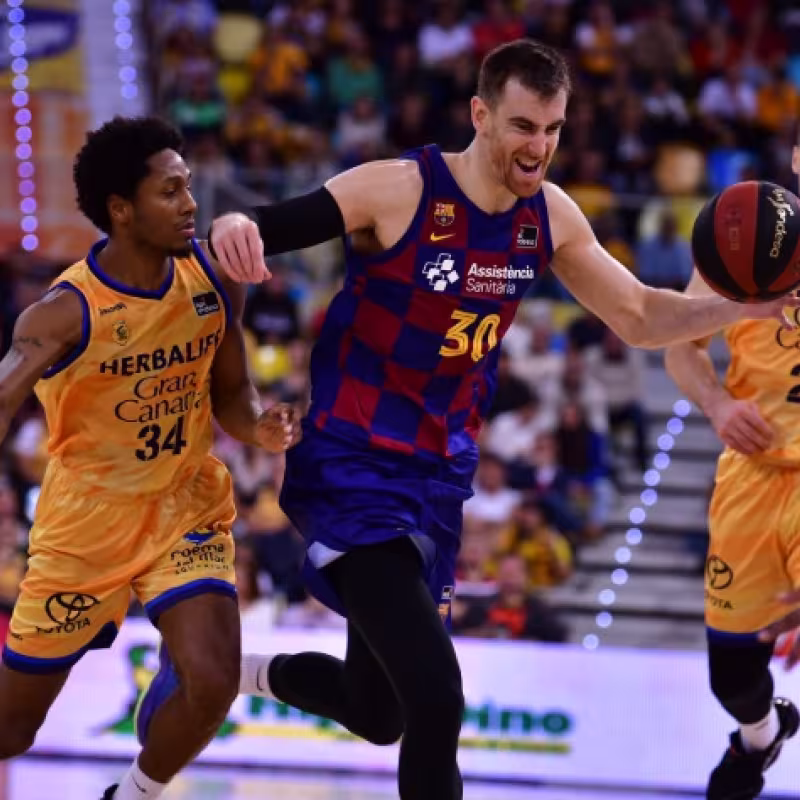 El Barça Lassa se pasea ante el Gran Canaria a una semana de disputar la Copa del Rey (65-81)