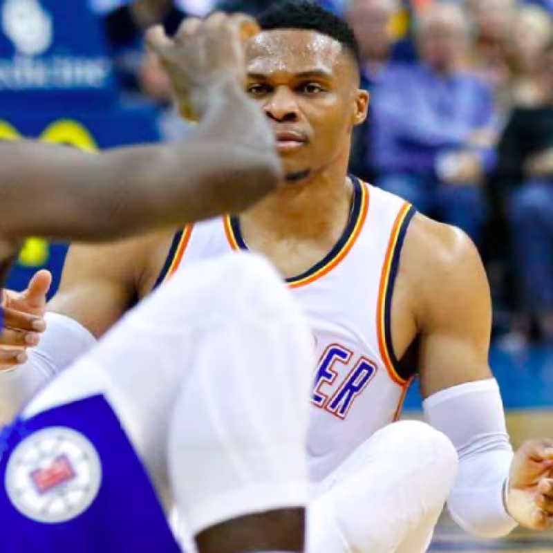 Beverley y Westbrook se las tuvieron tiesas