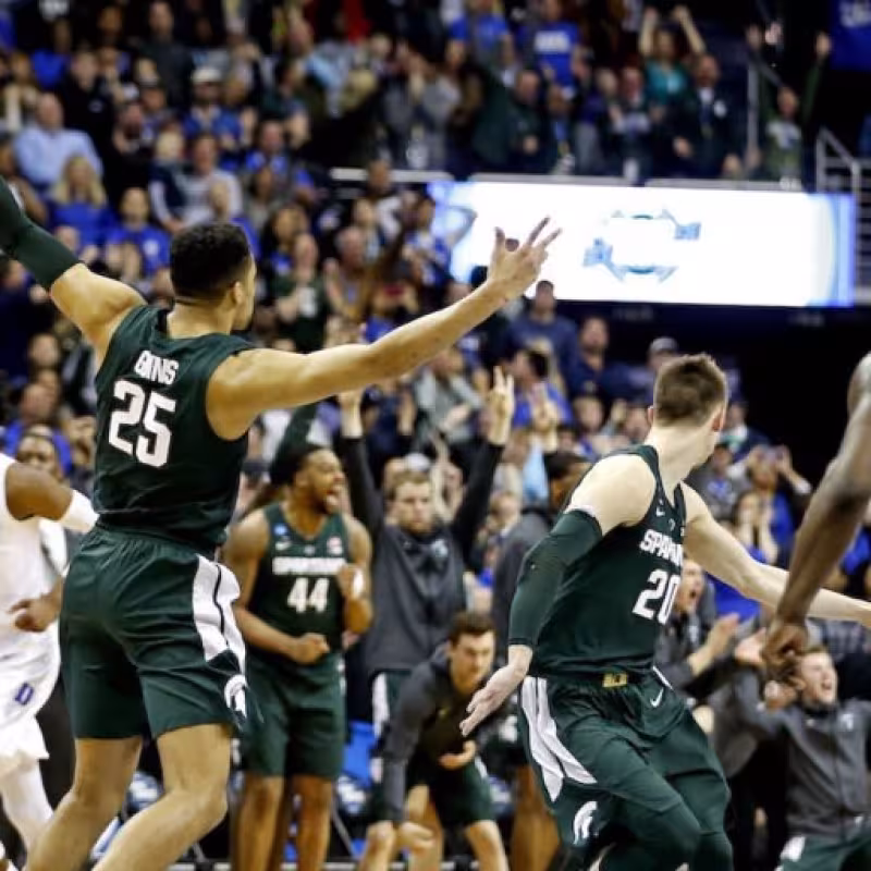 Zion Williamson no logró darle la victoria a Duke.