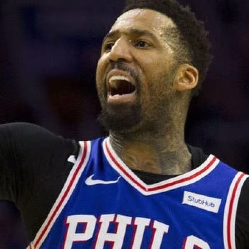 Wilson Chandler, de baja entre 2 y 4 semanas por una lesión en su cuádriceps derecho
