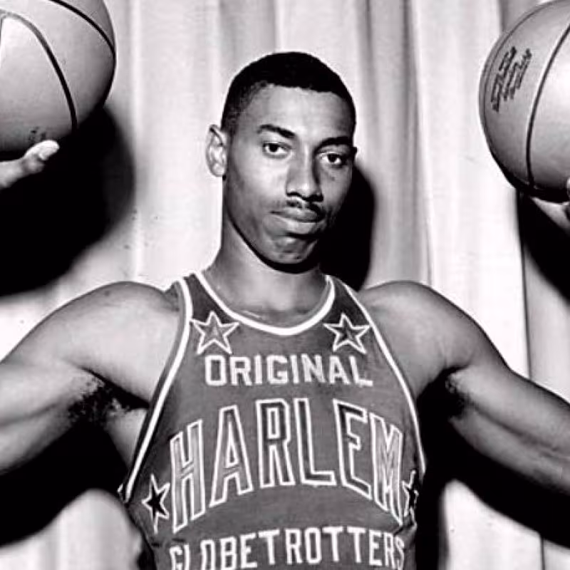Wilt Chamberlain, con la camiseta de los Globetrotters.