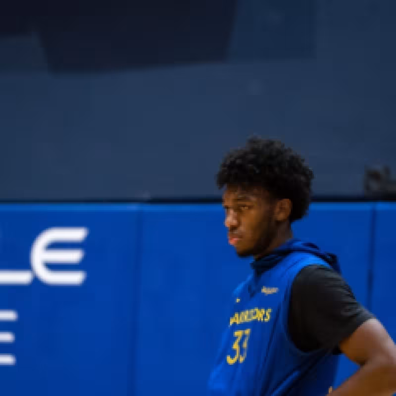Kelly Oubre Jr sobre James Wiseman: "Súper atlético, súper versátil"