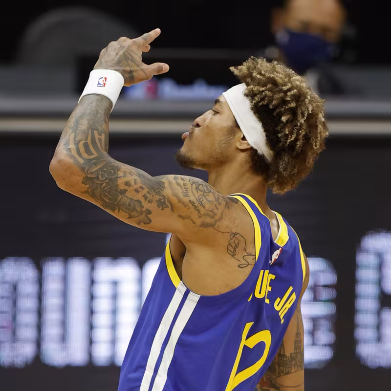 Kelly Oubre Jr en un partido con los Golden State Warriors.