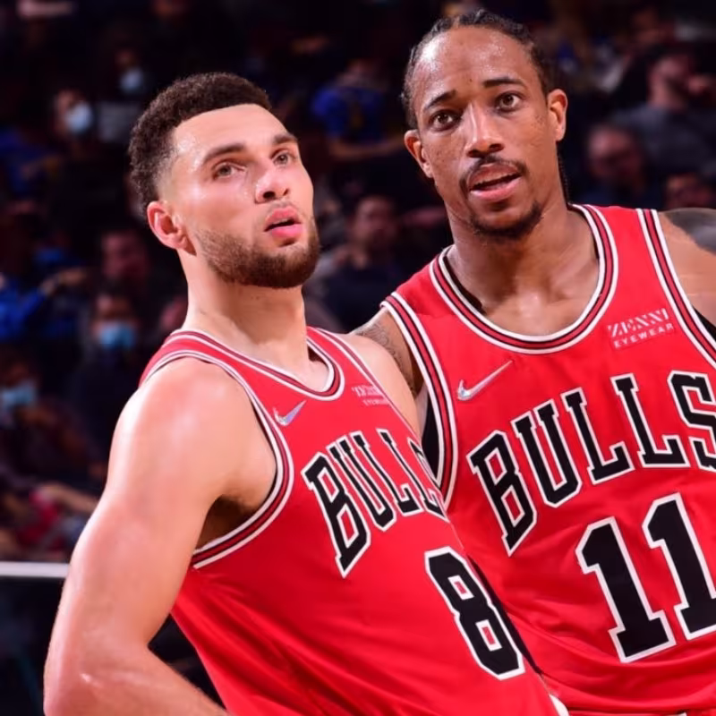 Zach LaVine y DeMar DeRozan, jugadores de Chicago Bulls.
