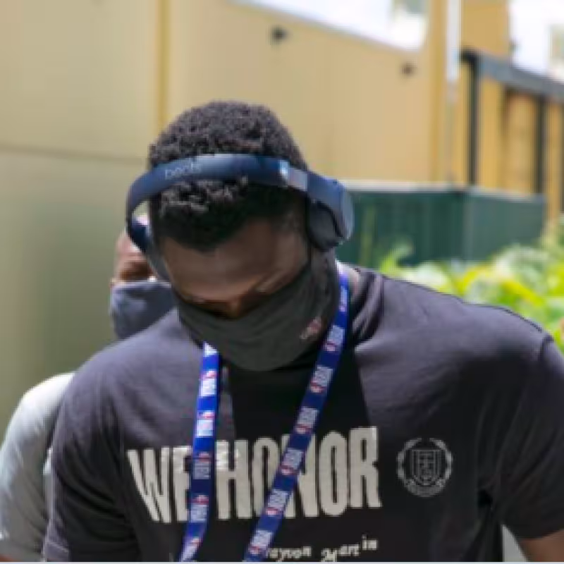 Zion Williamson no jugará playoffs.