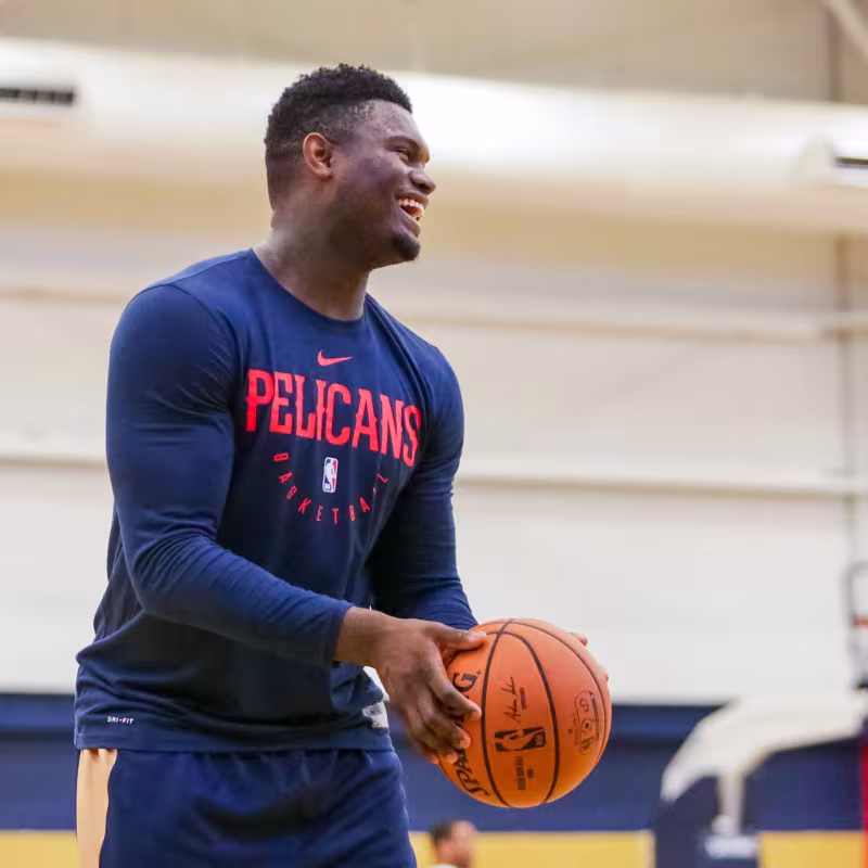 Zion Williamson no está de vacaciones durante la cuarentena: Está listo para volver