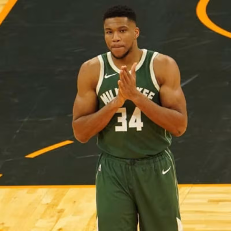 Giannis Antetokounmpo, con los Milwaukee Bucks