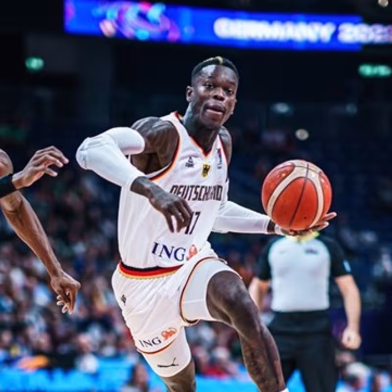 Dennis Schröder, jugador de Alemania.