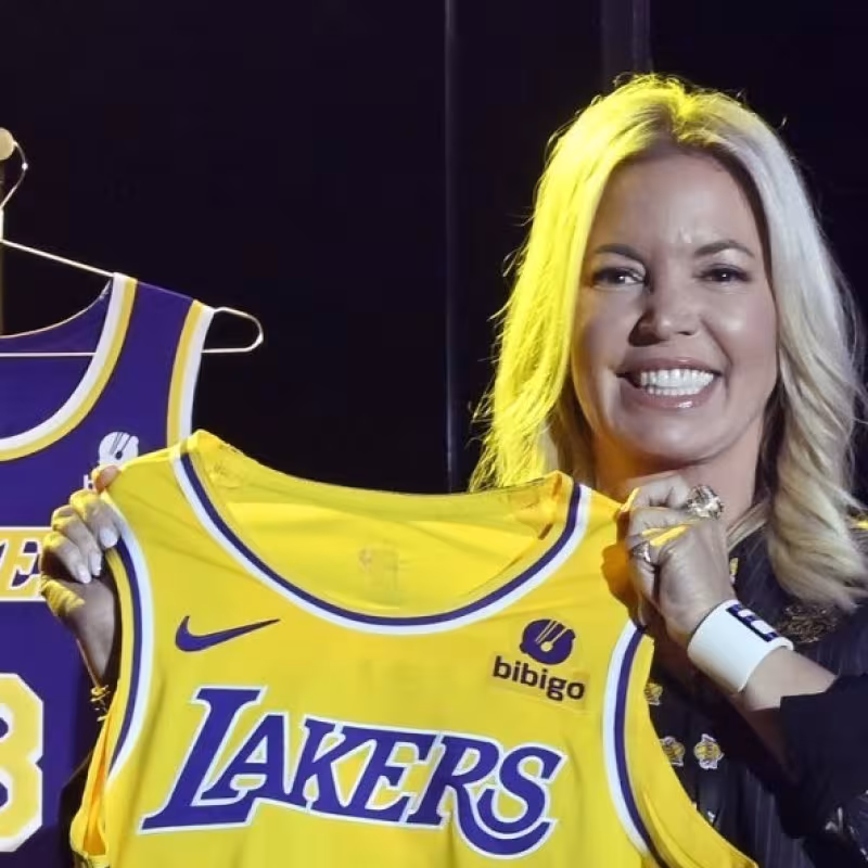 Jeanie Buss, propietaria de Los Angeles Lakers.