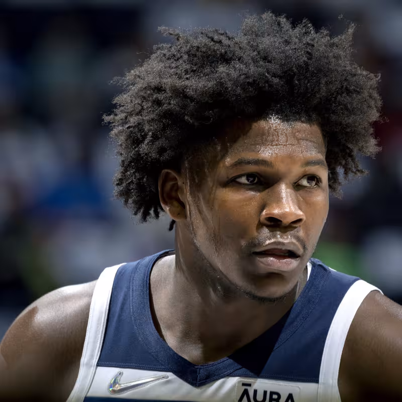 Anthony Edwards, castigado por la NBA