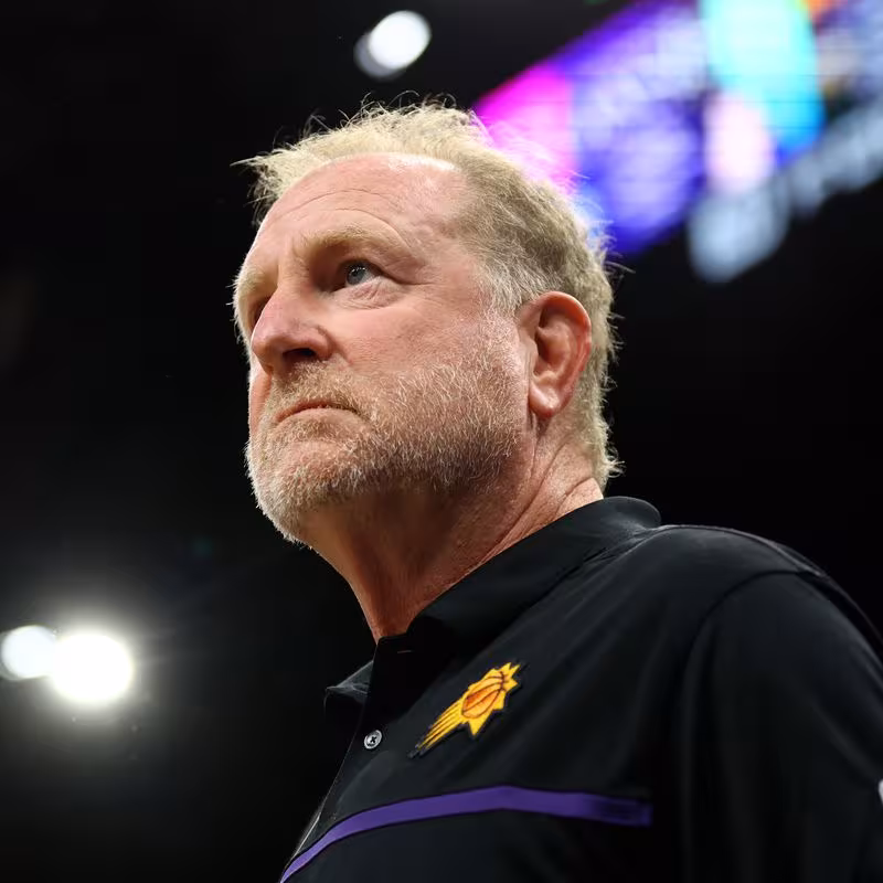 Robert Sarver pone a la venta los Phoenix Suns
