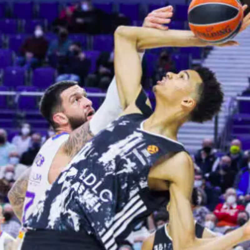 Victor Wembanyama, favorito al número 1 del draft 2022.