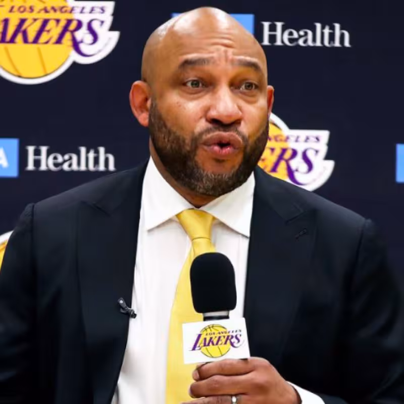 Darvin Ham, entrenador de Los Angeles Lakers.