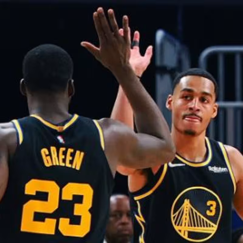Pelea entre Jordan Poole y Draymond Green (Golden State Warriors)